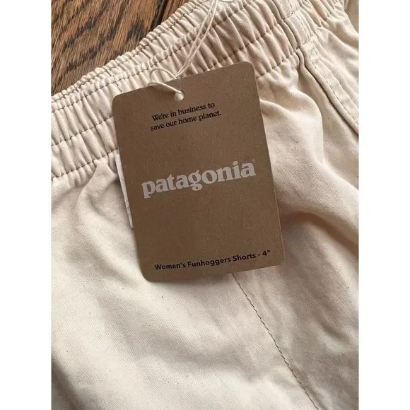 Patagonia 4” Funhoggers Shorts White Undyed Natural Women’s Size Medium - Picture 3 of 6
